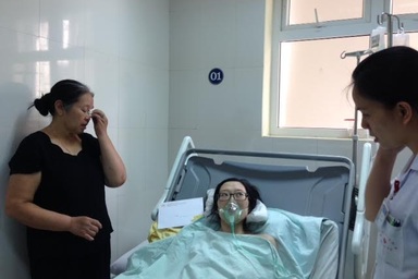 "Cuộc chiến" giữ con đẫm nước mắt của thai phụ bị ung thư phổi di căn