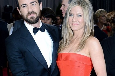 Jennifer Aniston từng cố cứu vãn hôn nhân với Justin Theroux