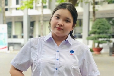 Nữ thủ khoa người Dao mong sau này kiếm thật nhiều tiền