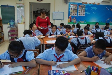 TPHCM: Không thu tiền cơ sở vật chất, tiền vệ sinh 