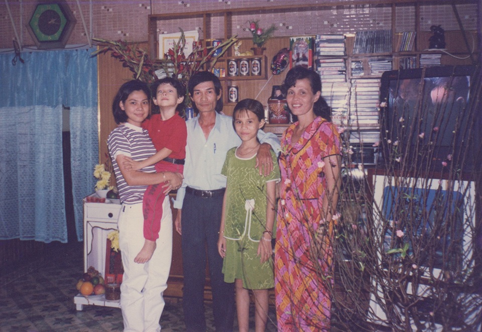 Thanh Thảo tung ảnh thời… ẵm ngửa, đi mẫu giáo - 18 Thanh Thảo tung ảnh thời… ẵm ngửa, đi mẫu giáo - 18