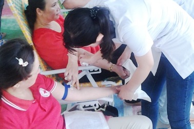 Thu 100 đơn vị máu trong ngày toàn dân hiến máu tình nguyện   