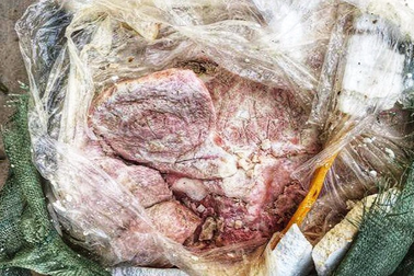 Hơn 10 tấn nầm lợn hôi thối, chảy nước suýt lên bàn nhậu ở Thủ đô