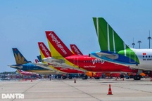 Dừng toàn bộ hoạt động bay chở khách giữa các địa phương giãn cách xã hội