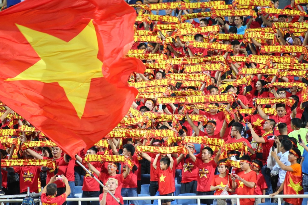 Đội tuyển Việt Nam vẫn thi đấu bình thường trên sân Mỹ Đình - 2 Đội tuyển Việt Nam vẫn thi đấu bình thường trên sân Mỹ Đình - 2