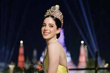 Bị tố “mua giải”, tân Hoa hậu Hoàn vũ chính thức lên tiếng