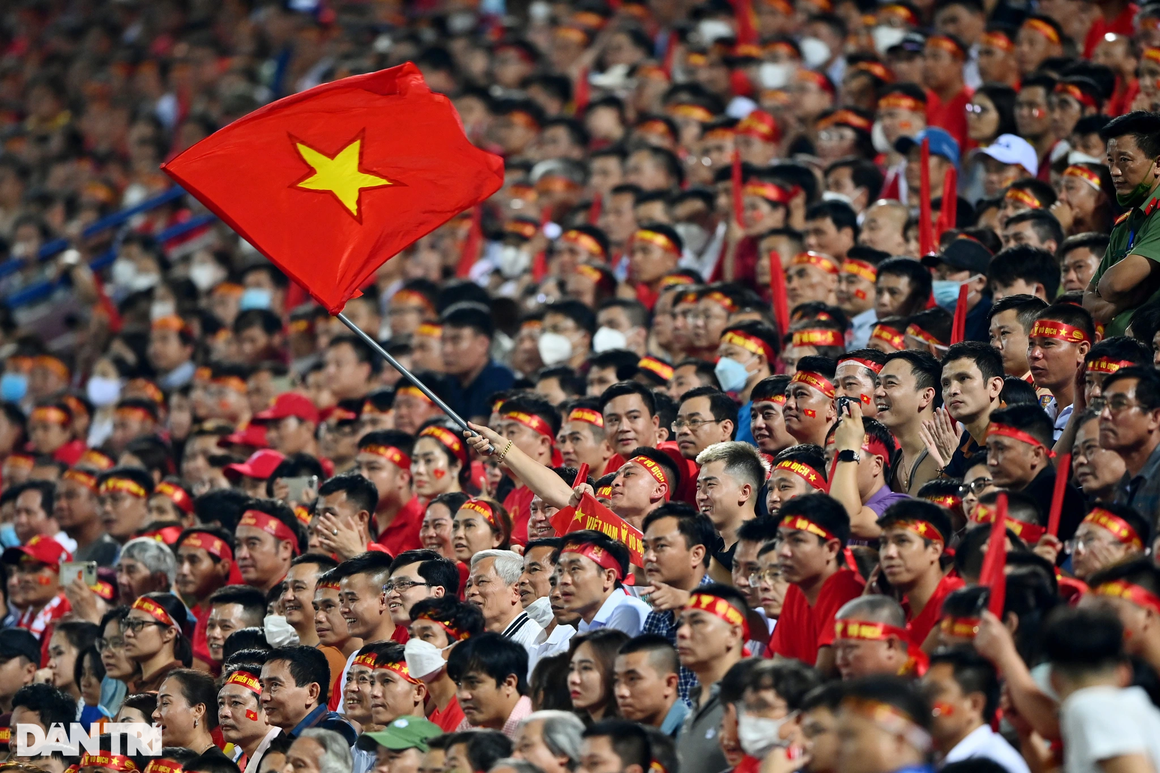 Mãn nhãn các SVĐ đẹp như mơ, chật kín khán giả cổ vũ SEA Games ở Việt Nam - 5 Mãn nhãn các SVĐ đẹp như mơ, chật kín khán giả cổ vũ SEA Games ở Việt Nam - 5