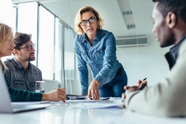 30 tuổi chưa làm quản lý có phải là thất bại?