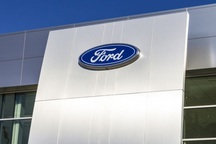 Ford bị phạt 7,6 triệu USD vì giấu lỗi hộp số