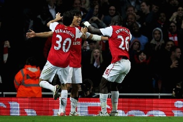 “Sao” Hàn lập công, Arsenal vào tứ kết League Cup