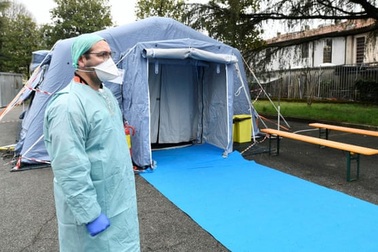 Tây Ban Nha có ca tử vong đầu tiên vì virus corona