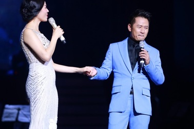 Bằng Kiều đẹp đôi bên Lệ Quyên