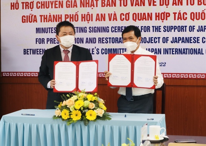 Lãnh đạo JICA Việt Nam và UBND TP. Hội An ký kết hợp tác.