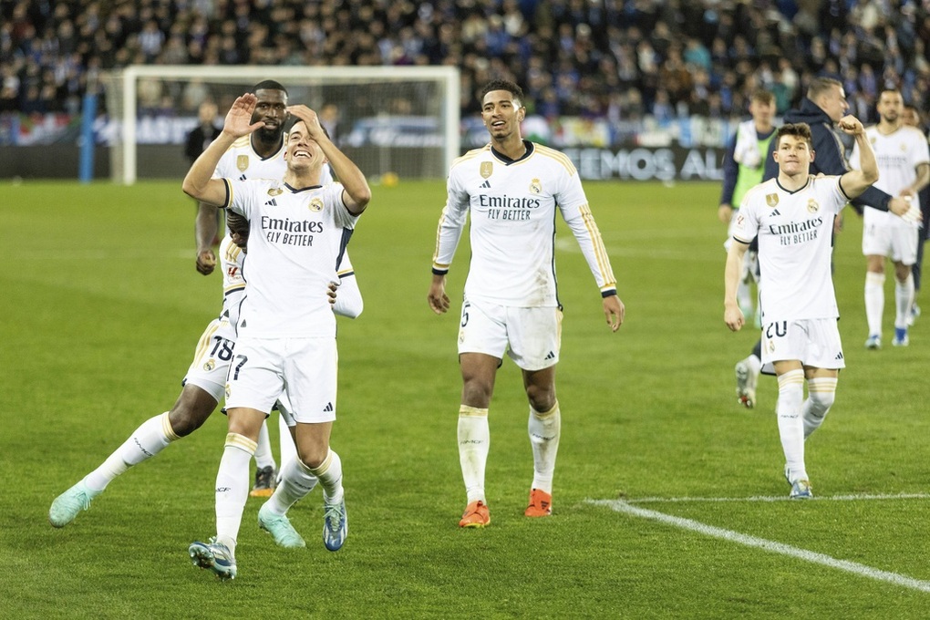 Bằng điểm Girona, Real Madrid trở lại ngôi đầu bảng La Liga - 2 Bằng điểm Girona, Real Madrid trở lại ngôi đầu bảng La Liga - 2