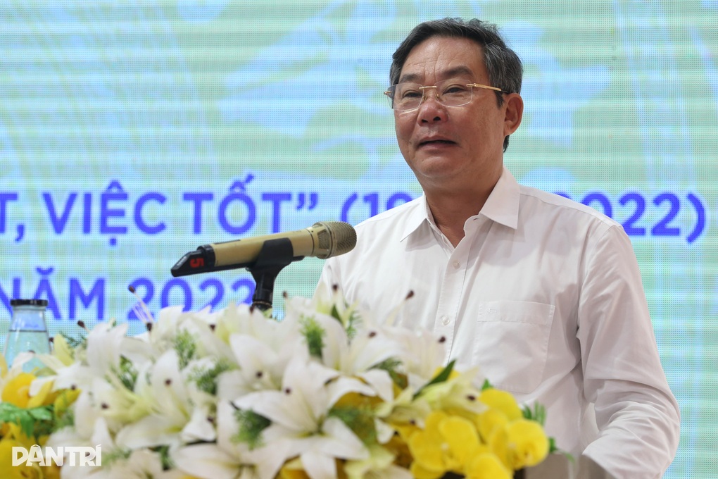 Những bông hoa người tốt, việc tốt trong lao động, chăm sóc người có công - 2 Những bông hoa người tốt, việc tốt trong lao động, chăm sóc người có công - 2