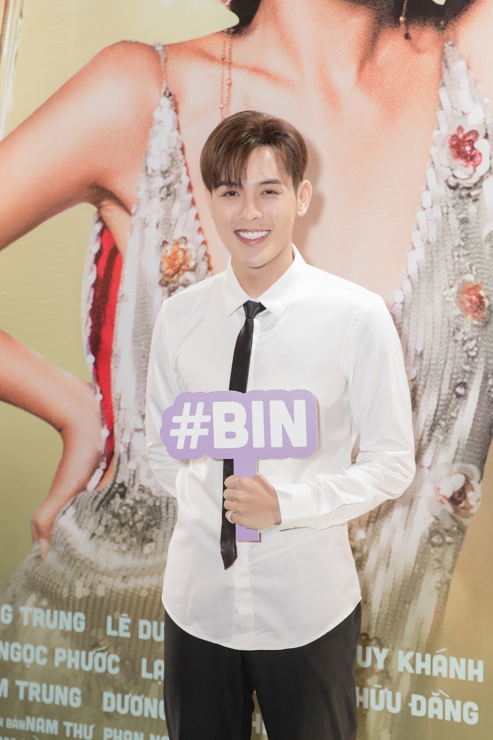 Nam Thư không sợ Huỳnh Lập, Quang Trung, Duy Khánh lấn át trong phim mới - 8 Nam Thư không sợ Huỳnh Lập, Quang Trung, Duy Khánh lấn át trong phim mới - 8