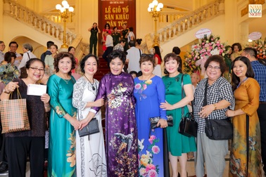 Nghệ sĩ gạo cội tề tựu trong lễ giỗ Tổ sân khấu