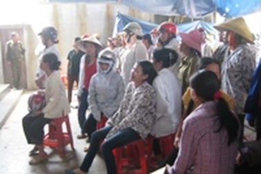 Một phụ nữ treo cổ chết bất thường