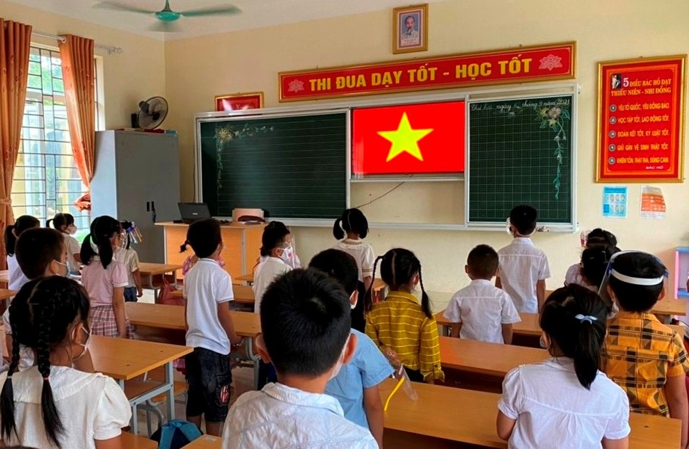 Lễ khai giảng muộn đáng nhớ ngay trong lớp học - 6 Lễ khai giảng muộn đáng nhớ ngay trong lớp học - 6