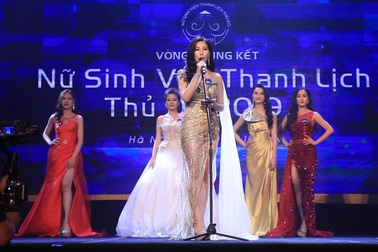 Phần thi ứng xử của giải nhất “Nữ sinh thanh lịch Thủ đô 2019” - Trần Nam Phương