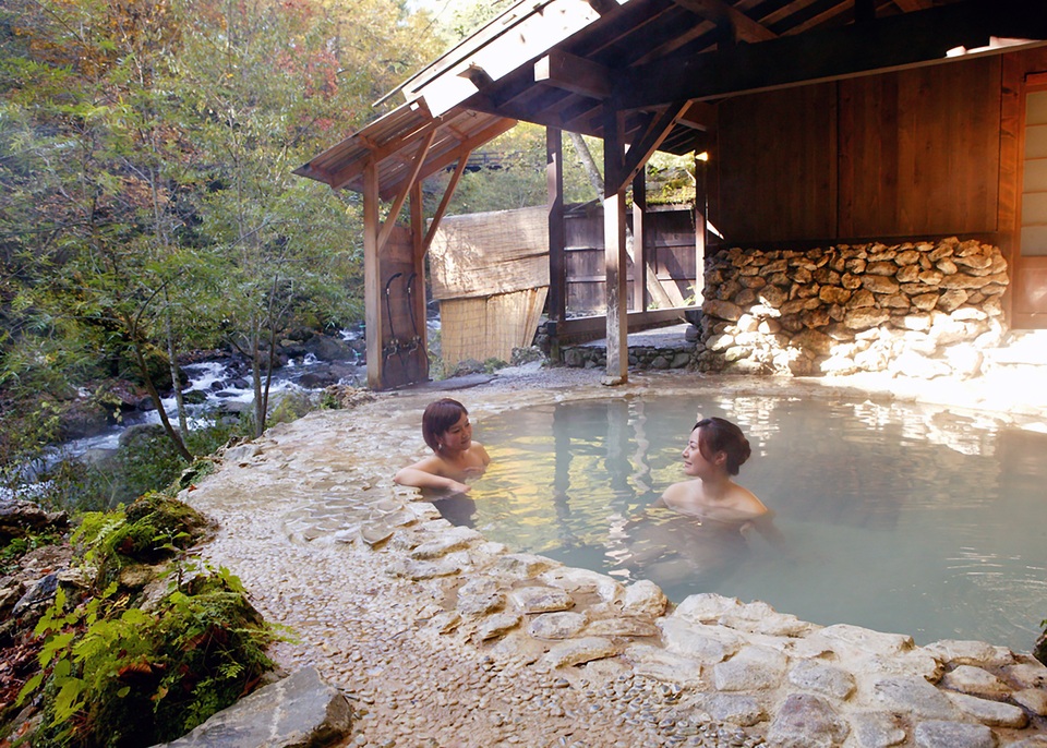 Những bí kíp tắm onsen chuẩn như người Nhật Bản - 1 Những bí kíp tắm onsen chuẩn như người Nhật Bản - 1