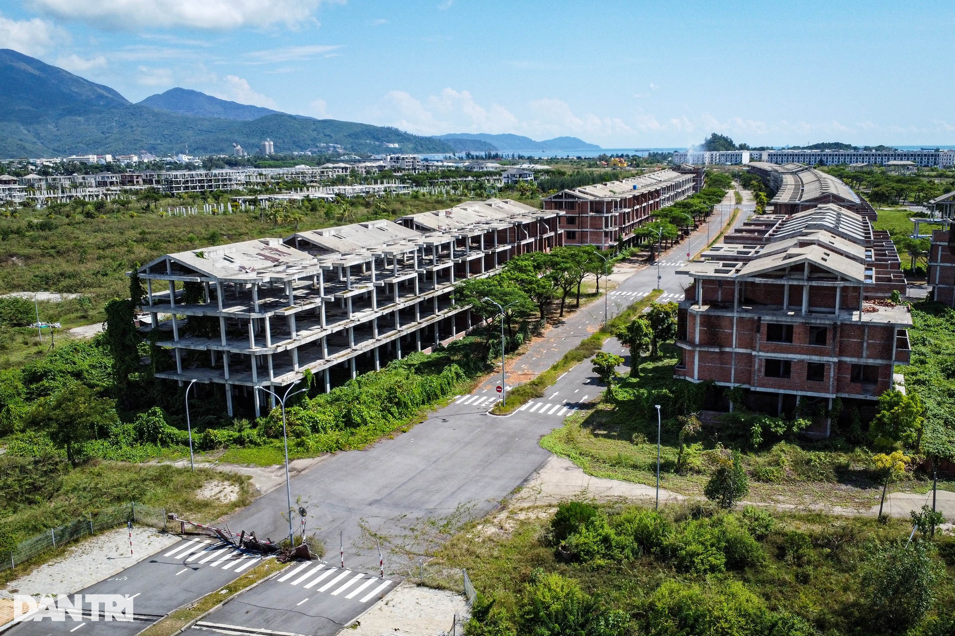 Phố ma trong khu đô thị sinh thái nghìn tỷ đồng ở Đà Nẵng - 3 Phố ma trong khu đô thị sinh thái nghìn tỷ đồng ở Đà Nẵng - 3