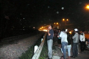 Bị tàu cán chết khi đi vệ sinh bên đường ray