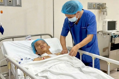 Cứu sống nam thanh niên bị vỡ tim sau tai nạn giao thông