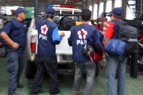 Indonesia: Sóng thần xóa sổ 10 ngôi làng 