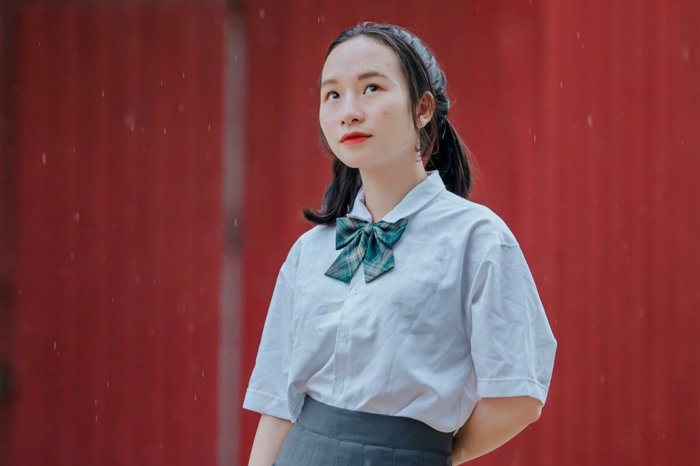 Thủ khoa khối C tại Đắk Lắk: Cố học giỏi để kiếm tiền chữa bệnh cho mẹ - 1 Thủ khoa khối C tại Đắk Lắk: Cố học giỏi để kiếm tiền chữa bệnh cho mẹ - 1