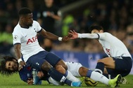 Son Heung Min bị oan trong tình huống làm Andre Gomes gãy cổ chân?