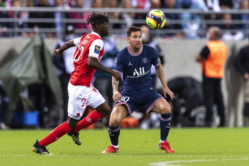 Lịch thi đấu bóng đá châu Âu cuối tuần: Chờ C.Ronaldo ra mắt Man Utd - 6