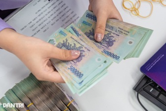 Gửi tiền ngân hàng nào nhận lãi suất cao nhất tháng 11?