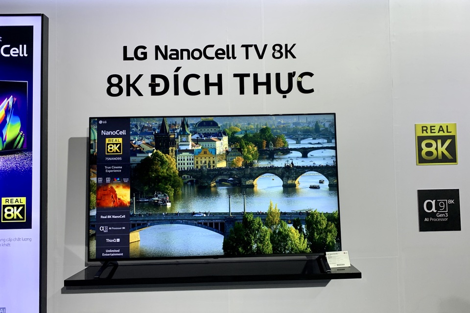 TV OLED 8K đầu tiên trên thế giới về Việt Nam với giá 690 triệu đồng - 3 TV OLED 8K đầu tiên trên thế giới về Việt Nam với giá 690 triệu đồng - 3