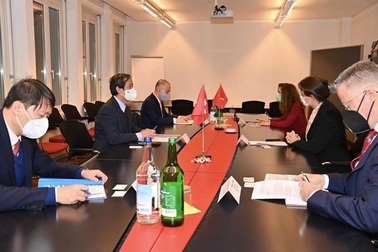 Hợp tác giáo dục giữa Việt Nam và Thụy Sĩ