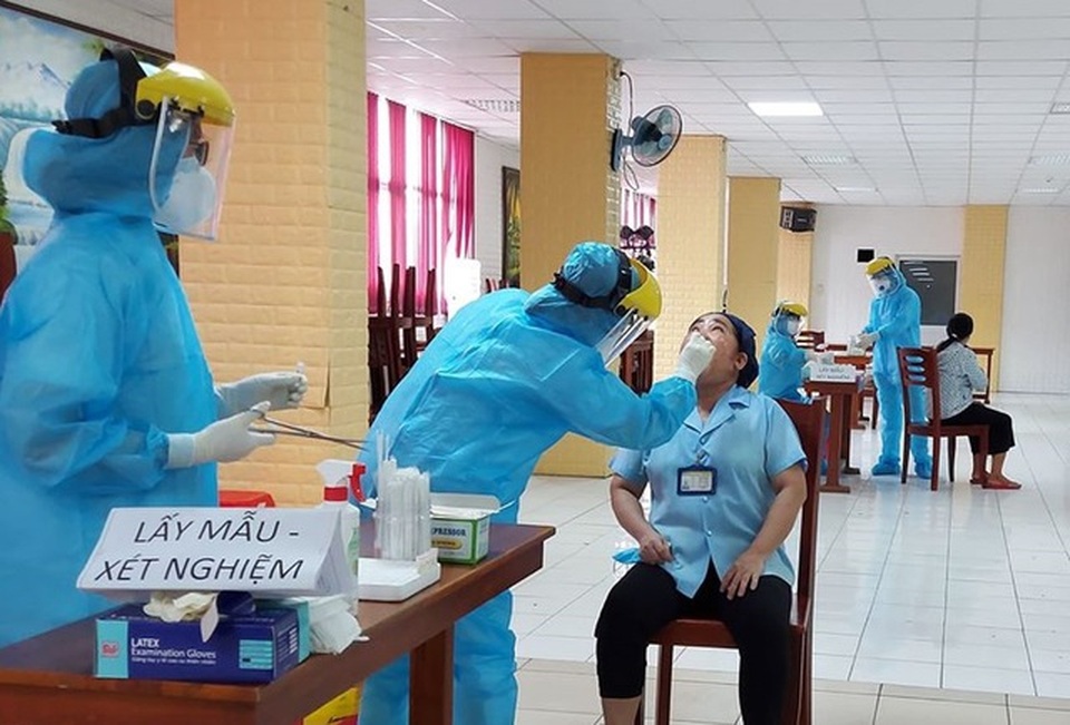 Trường đại học yêu cầu sinh viên, giảng viên về từ Đà Nẵng cách ly tại nhà - 2 Trường đại học yêu cầu sinh viên, giảng viên về từ Đà Nẵng cách ly tại nhà - 2