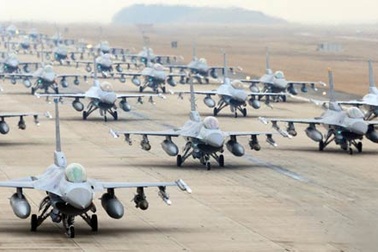 Tập đoàn quốc phòng Anh kiện Hàn Quốc vì dừng nâng cấp phi đội F-16