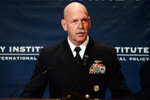 Đô đốc Mỹ cảnh báo đanh thép về các giới hạn ở Biển Đông