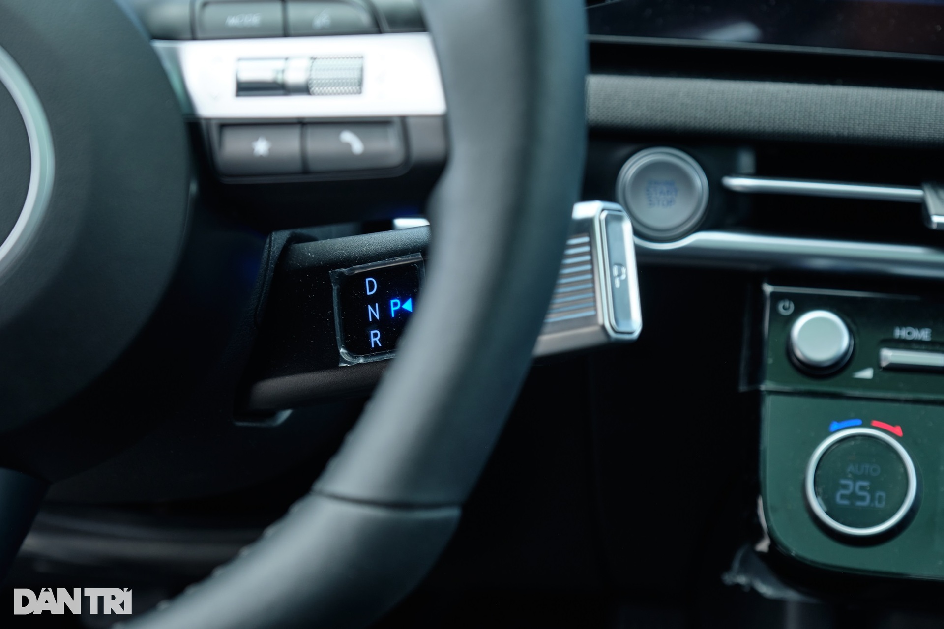 Đánh giá Hyundai Tucson: Khi xe Hàn không còn mờ nhạt về cảm giác lái - 12 Đánh giá Hyundai Tucson: Khi xe Hàn không còn mờ nhạt về cảm giác lái - 12