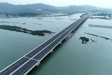 Nâng tốc độ tối đa trên cao tốc Hạ Long - Hải Phòng lên 100 km/h