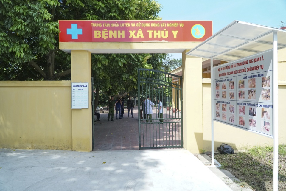 Chiêm ngưỡng khả năng đặc biệt trong trấn áp tội phạm của chó nghiệp vụ - 10 Chiêm ngưỡng khả năng đặc biệt trong trấn áp tội phạm của chó nghiệp vụ - 10