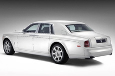 Thêm xe Phantom “độc” cho miền đất Trung Đông