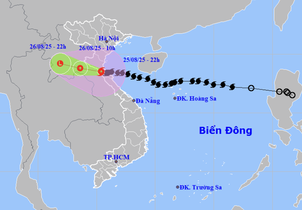 Bão Kajiki di chuyển chậm, nhiều nơi mưa rất to trên 400mm - 1 Bão Kajiki di chuyển chậm, nhiều nơi mưa rất to trên 400mm - 1