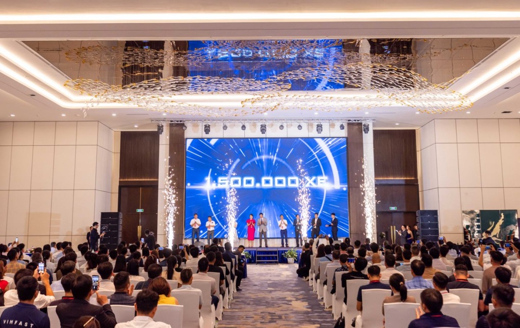 600 nhà phân phối VinFast đặt mục tiêu bán 1,5 triệu xe máy điện trong năm 2026 - 1 600 nhà phân phối VinFast đặt mục tiêu bán 1,5 triệu xe máy điện trong năm 2026 - 1