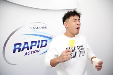 Ê buốt răng nay đã có giải pháp 2 trong 1: vừa giảm ê buốt, lại vừa trắng sáng tự nhiên