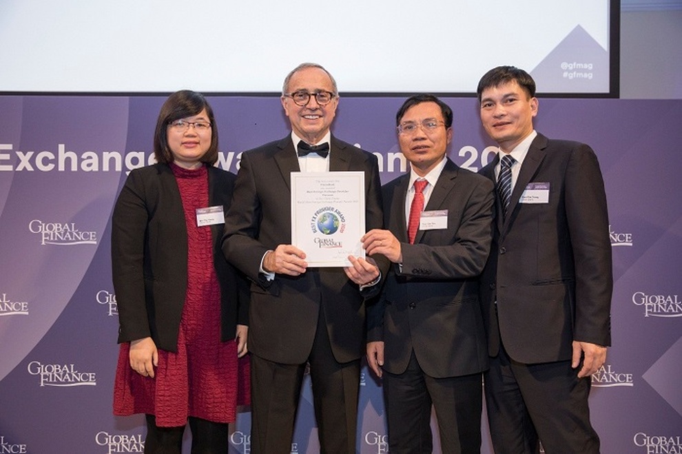 VietinBank tiên phong chuyển đổi số trong hoạt động kinh doanh ngoại hối - 2 VietinBank tiên phong chuyển đổi số trong hoạt động kinh doanh ngoại hối - 2