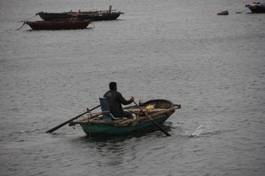 Một ngày bình yên ở đảo tiền tiêu Bạch Long Vĩ