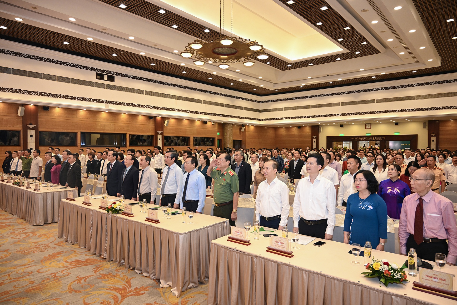 Toàn cảnh Lễ kỷ niệm 20 năm thành lập Báo điện tử Dân trí - 1 Toàn cảnh Lễ kỷ niệm 20 năm thành lập Báo điện tử Dân trí