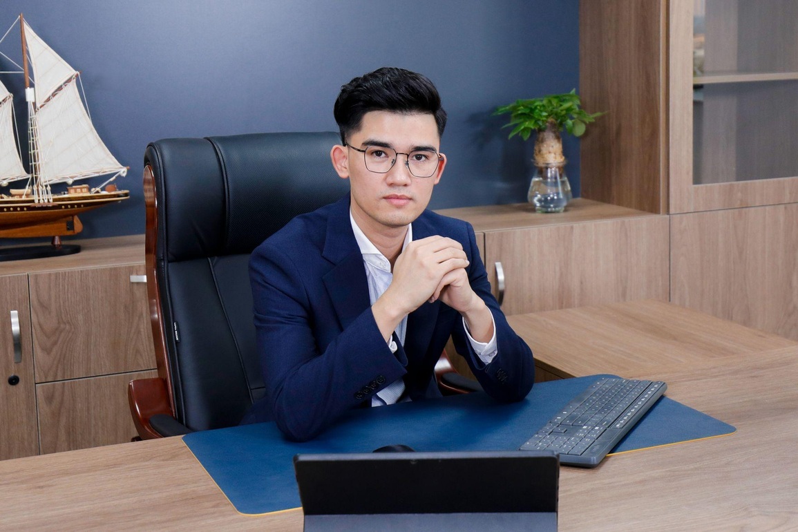 Ghế massage Hasuta HMC-566 - trợ thủ chăm sóc sức khỏe của NSƯT Chí Trung - 4 Ghế massage Hasuta HMC-566 - trợ thủ chăm sóc sức khỏe của NSƯT Chí Trung - 4
