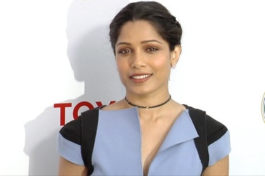 Freida Pinto thanh lịch dự sự kiện tại Mỹ